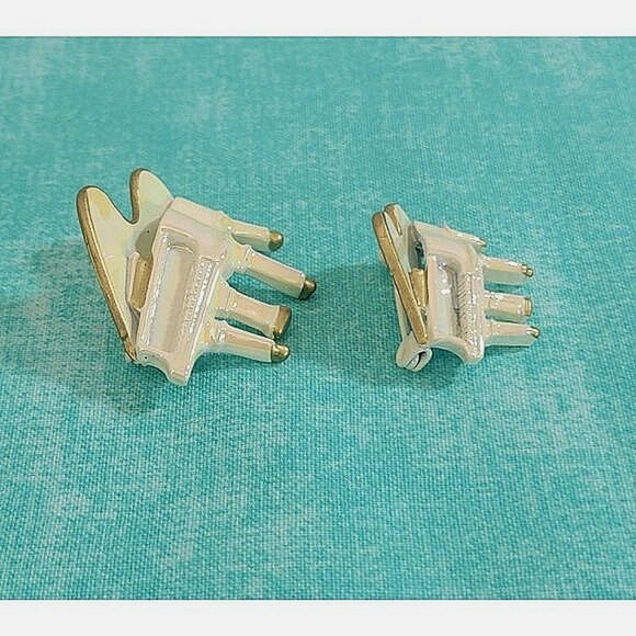 🔥$5/$25 Vintage Enamel Grand Piano Brooches - Picture 2 of 4